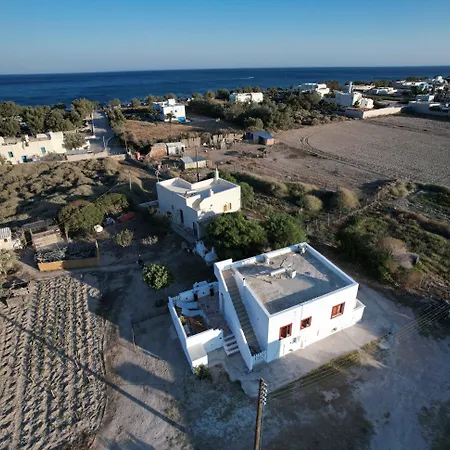 Dp Homes Beachside In Santorini *