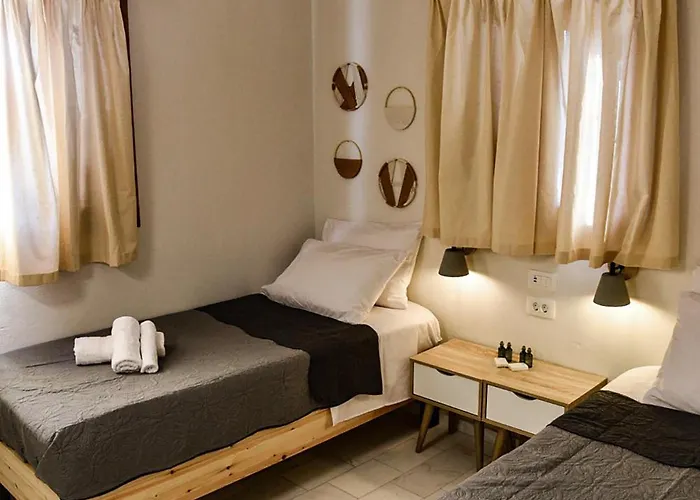 Dp Homes Santorini ペリッサ